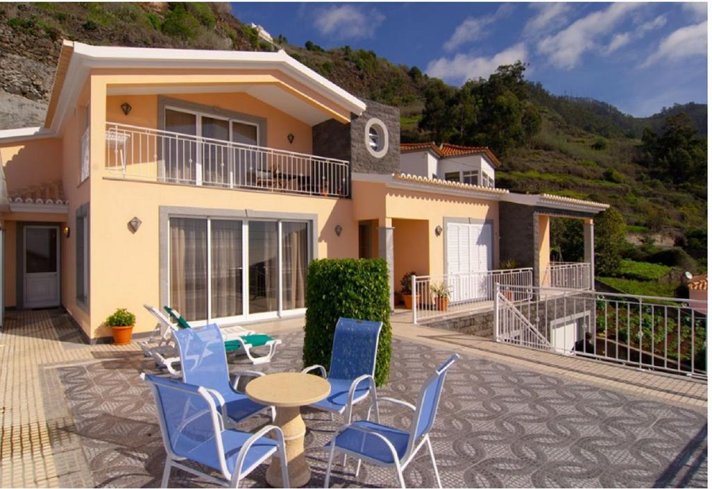Villa Hasta La Vista Arco da Calheta  Exterior photo